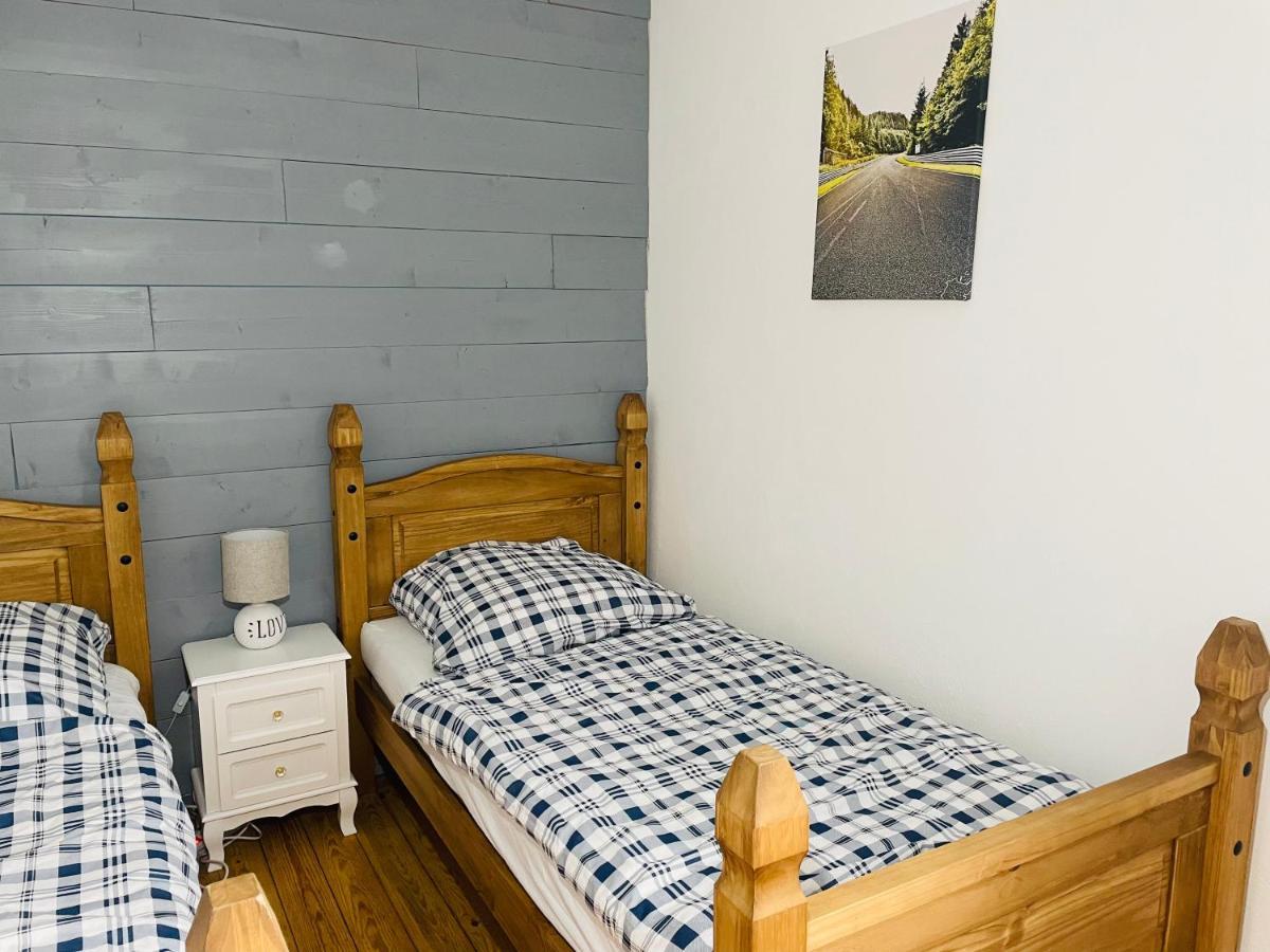 Ferienhaus Backesgarten Fuer 22 Personen Neichen Εξωτερικό φωτογραφία